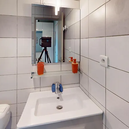 Moderne A Avec Terrasse, Parking Prive Et Acces Rapide A La - Fr-1-785-15 Апартаменты *