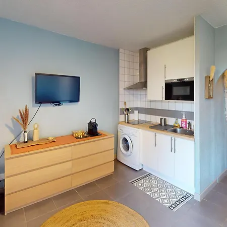 Moderne A Avec Terrasse, Parking Prive Et Acces Rapide A La - Fr-1-785-15 Апартаменты Сет